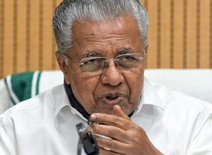 Kerala CM warns govt officials to keep away from corrupt practices