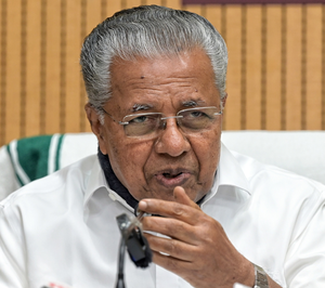 Kerala CM warns govt officials to keep away from corrupt practices