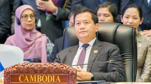 Cambodian King praises PM Hun Manet for economic growth, social stability