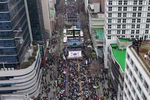 South Korea: Rallies for, against Yoon’s ouster held on historic street of 1980 democratic uprising in Gwangju