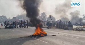 Villagers block Delhi-Kolkata National Highway, burn tyres after teen’s murder in Bihar