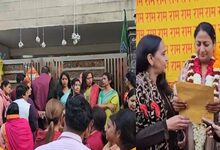 Stream of visitors at Delhi CM Rekha Gupta’s Shalimar Bagh residence