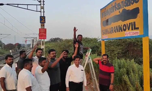 TN: DMK workers blacken Hindi letters on Sankarankoil railway station name board