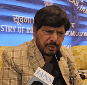 Are they Hindus: Athawale to Rahul, Thackeray for skipping Maha Kumbh