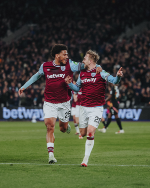 Premier League: West Ham beat Leicester to claim back-to-back wins