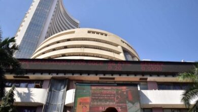 Sensex, Nifty end flat amid mixed market sentiment