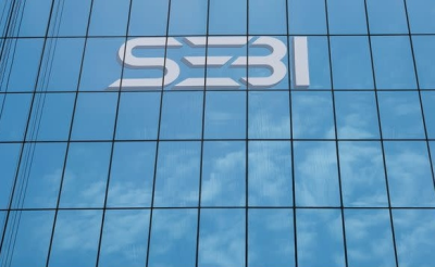 SEBI fines Axis Securities Rs 10 lakh for violating stockbroker rules