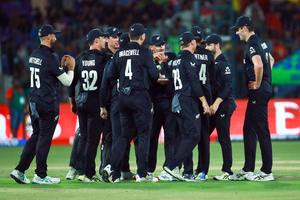 Champions Trophy: Latham, Young star as NZ thrash Pakistan by 60 runs