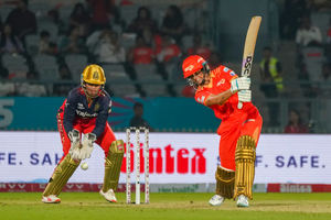 WPL 2025: Captain Garnder’s blitz helps Gujarat Giants set RCB daunting target in opener