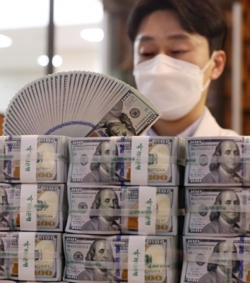 South Korea’s net overseas financial assets surpass  trillion for 1st time