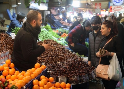 Turks grapple with food costs as Ramadan approaches