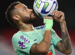 Guimaraes rues Neymar’s absence from Brazil’s World Cup qualifiers