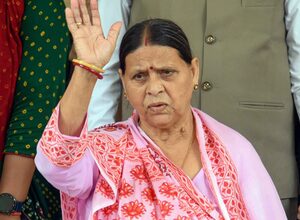 Land-for-job case: Rabri Devi appears before ED in Patna for grilling