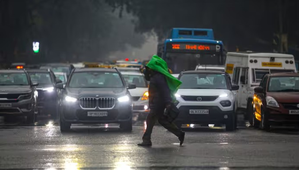 Rain lashes several parts of national capital, Delhiites gets respite after warm February