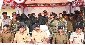 Jharkhand Police arrest four Maoists, seize huge cache of arms and ammunition