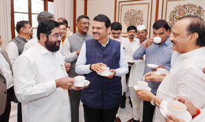 Maha CM, Dy CMs burst into laughter over rotating chair