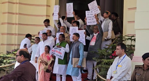 Left parties MLAs hold protest outside Bihar Assembly ahead of budget presentation