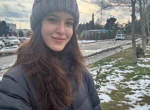 Shanaya Kapoor shares glimpses from her snowy getaway in Azerbaijan