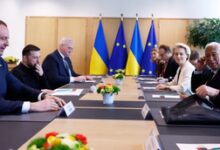 EU leaders hold emergency summit on Ukraine aid & own security as US support wanes