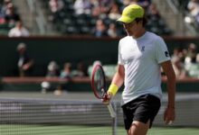 Fonseca rallies past Fearnley on Indian Wells debut