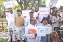 Cong MLAs stage protest on MP Assembly premises, demand discussion on corruption issues