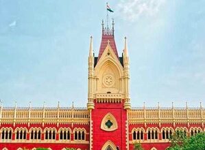 Calcutta HC issues Rule of Contempt against 21 advocates for ‘harassing’ judge