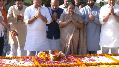 Delhi CM Gupta, Parvesh Verma pay tributes to late Sahib Singh Verma on birth anniversary