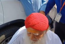 Rape convict Asaram on bail until March 31 reaches Jodhpur from Indore