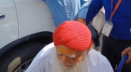 Rape convict Asaram on bail until March 31 reaches Jodhpur from Indore