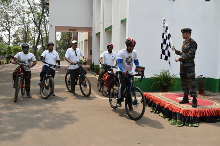 Tripura mountaineer’s Everest expedition begins with cycling journey to Nepal