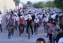 Sports Min Mandaviya leads ‘Fit India Sundays on Cycle’ in Ahmedabad