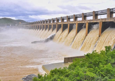 TN farmers demand release of water from Mettur dam