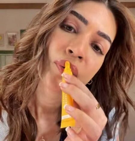 Kriti Sanon satisfies her mango craving with a quirky quick fix