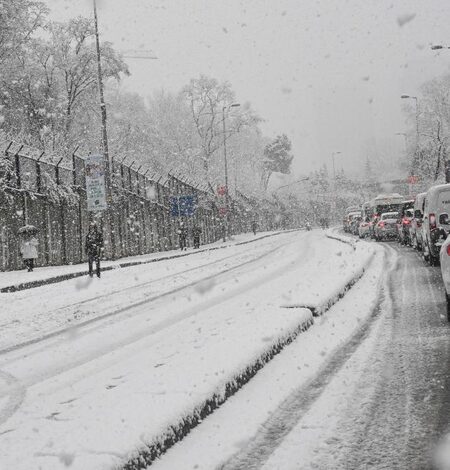 Heavy snowfall affects Turkey’s central Anatolia, eastern regions