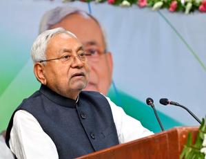 Case filed against Nitish Kumar over national anthem controversy