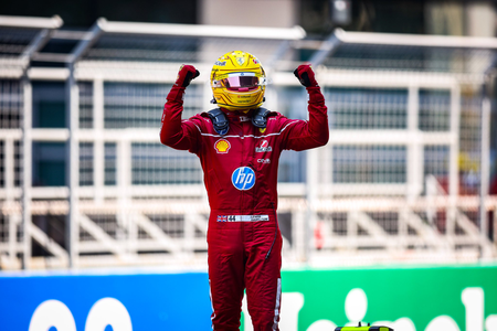 Hamilton wins Chinese GP Sprint to seal first triumph in Ferrari