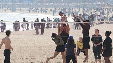 South Korea’s southern regions report record high March temperatures amid unusually warm winds