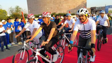 Sport Min Mandaviya leads over 500 riders during ‘Fit India Sundays on Cycle’ in Lucknow