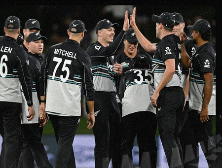 Duffy, Foulkes star as New Zealand crush Pakistan by 115 runs in 4th T20I