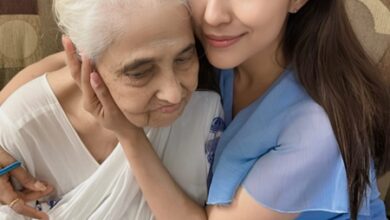 Actress Parvati Nair pens beautiful tribute to late grandmother; Calls her the biggest inspiration!