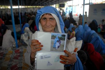 Afghan government urges Pakistan to halt expulsion of refugees as deadline approaches