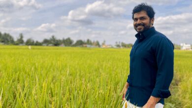 Actor Karthi heads to Sabarimala to offer prayers to Lord Ayyappa