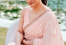 Kajol visits city of joy to seek her Ma’s blessings