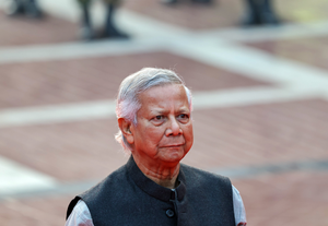 B’desh: Employees threaten to intensify protests over interim govt’s service ordinance law