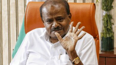 K’taka reeling under graft: Union Minister Kumaraswamy on MLA exposing corruption in house allotments