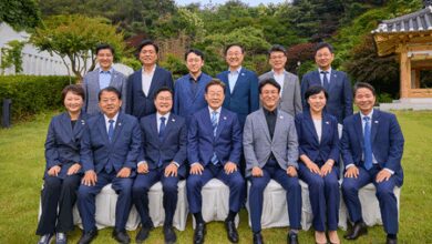 South Korean Prez Lee holds 1st meeting with DP leadership since inauguration