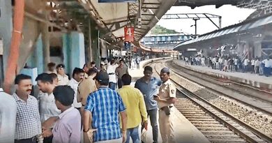 Maha local train accident: Death toll rises to four, nine injured