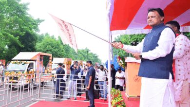 CM Majhi flags off ‘Vikas Vahan’ marking first anniversary of BJP govt in Odisha