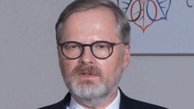 Czech govt survives no-confidence vote over bitcoin scandal