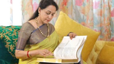 Hema Malini voices concern over fading reading culture on National Reading Day